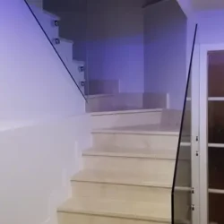 cristal para escaleras