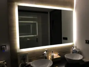 espejo retroiluminado rectangular