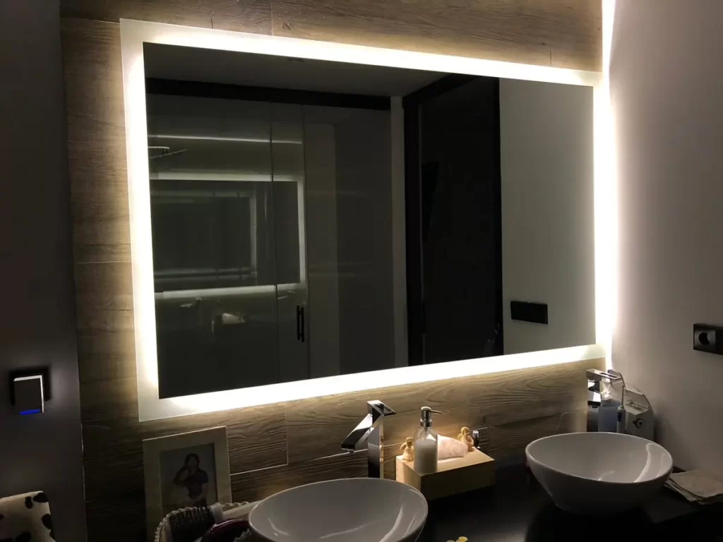espejo retroiluminado de lavabo