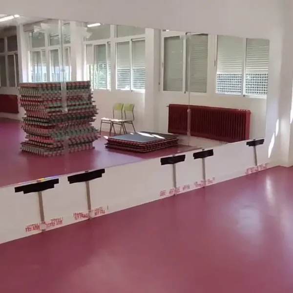 instalacion 3 espejos plata 170x140 cm aula deportes colegio pozuelo alarcon 11 Espejos Para Colegios e Institutos con/sin lámina antirotura