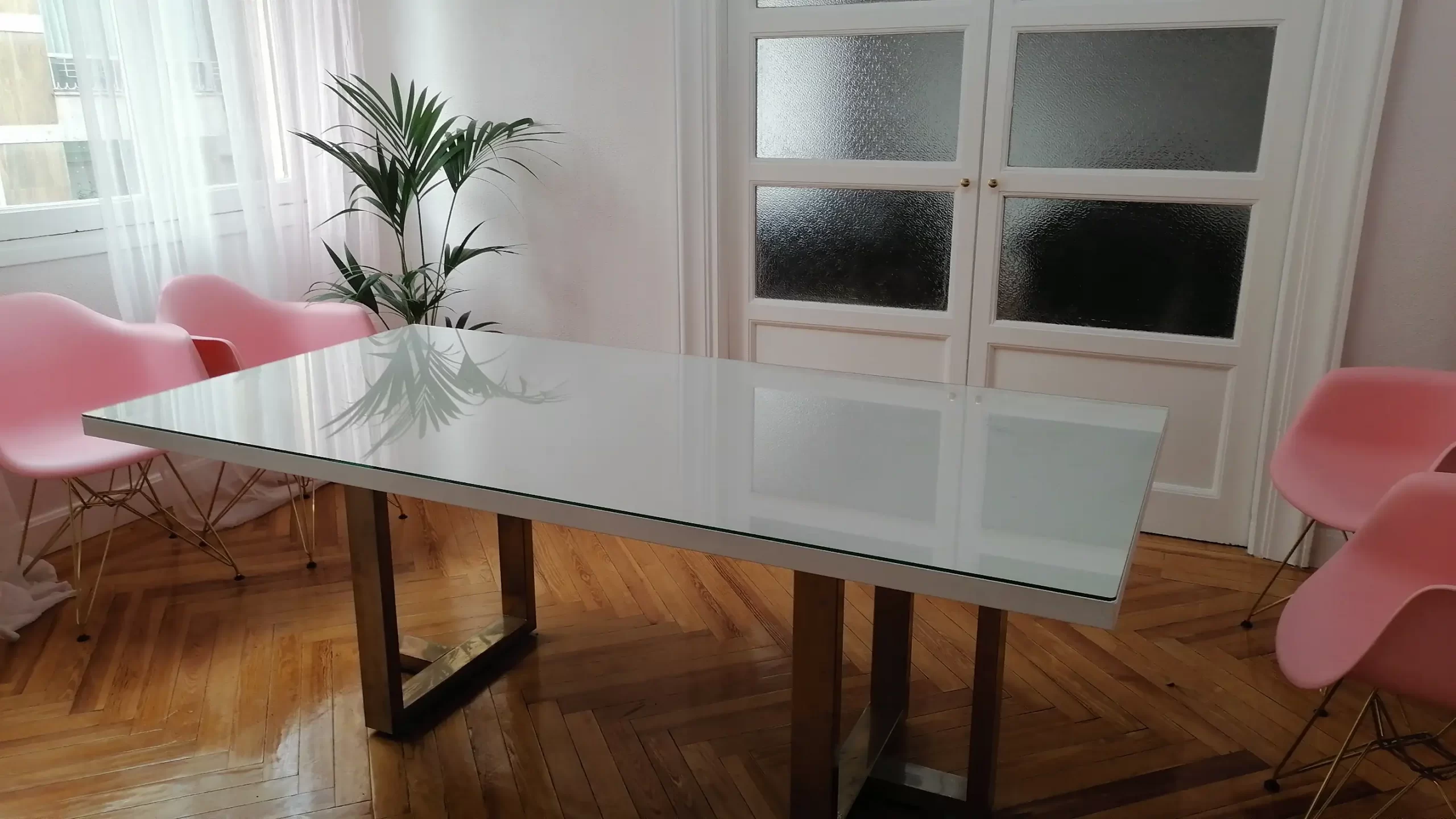 mesa de vidrio lacado extraclaro