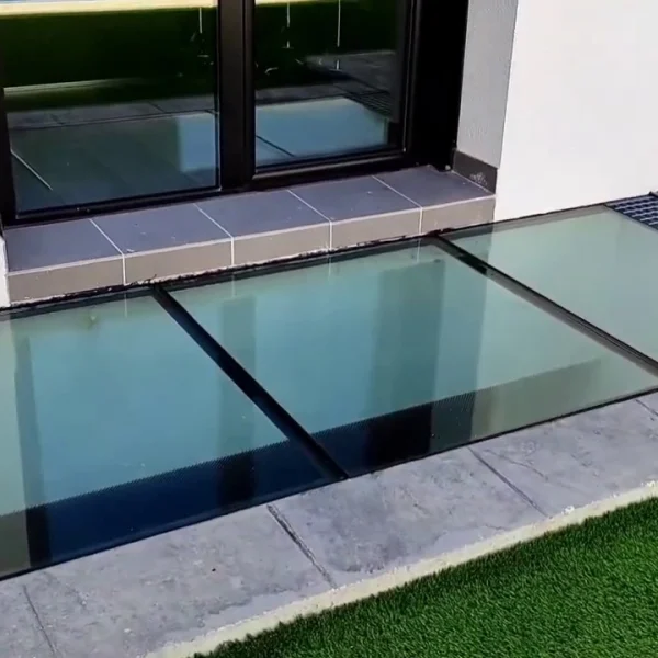 suelo vidrio pisable laminado 1010 mm transparente y antideslizante cristalium 145 Cristal templado cuadrado